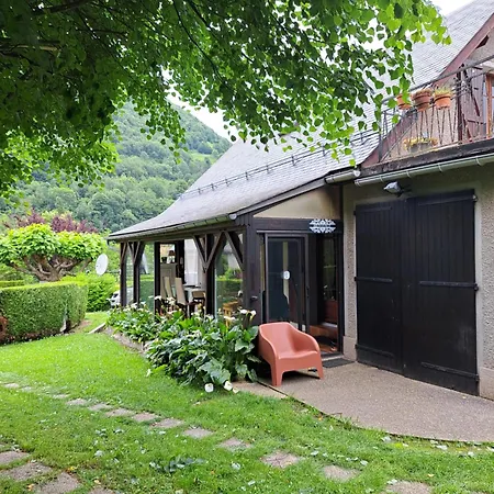 펜션 Maison De Montagne Avec Jardin Privatif *